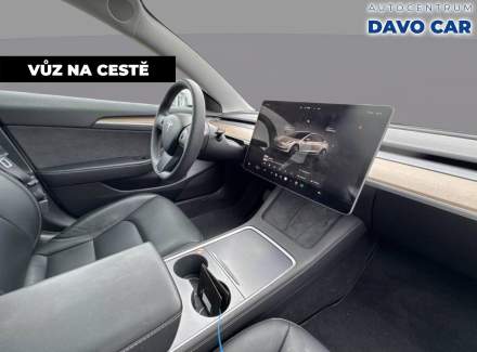 Tesla - Model 3