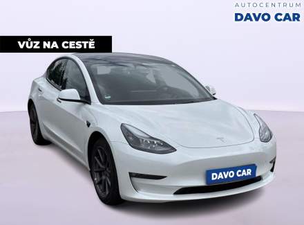Tesla - Model 3