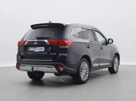 Mitsubishi - Outlander