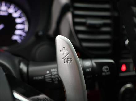 Mitsubishi - Outlander