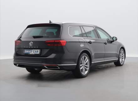 Volkswagen - Passat