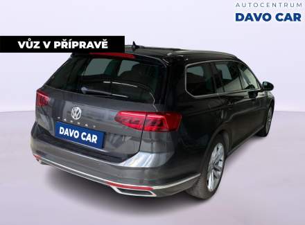 Volkswagen - Passat