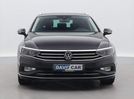 Volkswagen - Passat