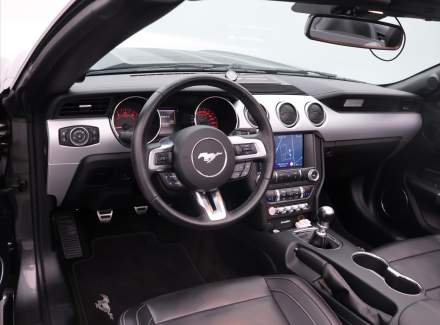 Ford - Mustang