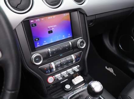 Ford - Mustang
