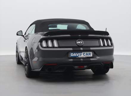 Ford - Mustang