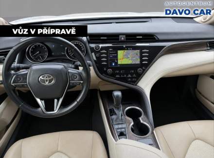 Toyota - Camry