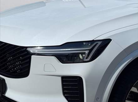 Volvo - XC90