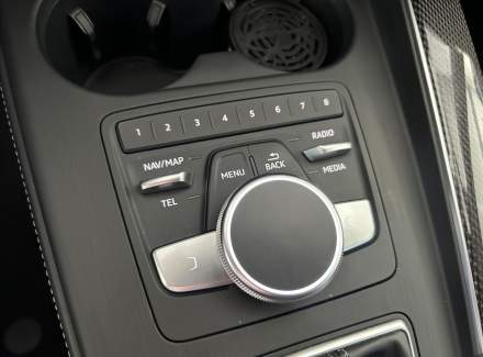 Audi - S4