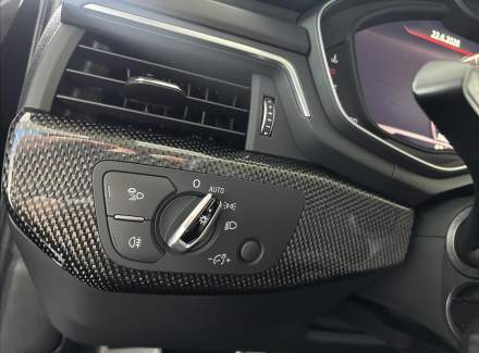 Audi - S4