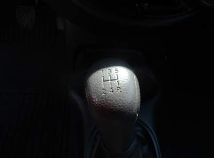 Nissan - Micra