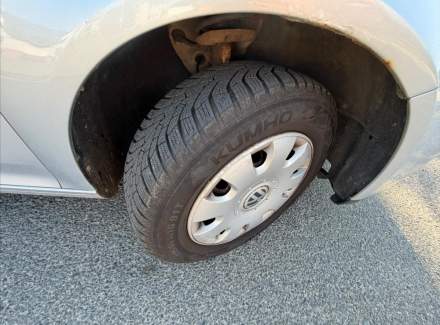 Volkswagen - Golf