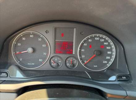 Volkswagen - Golf