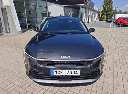 Kia - K4