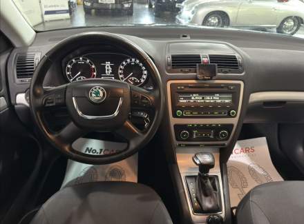 Škoda - Octavia