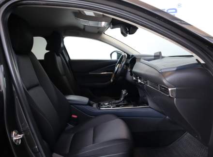 Mazda - CX-30