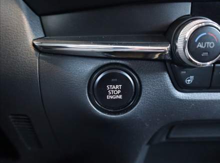 Mazda - CX-30
