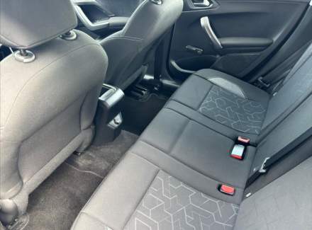 Peugeot - 2008