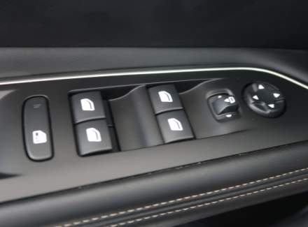 Peugeot - 3008