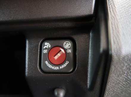 Peugeot - 3008