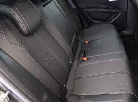 Peugeot - 3008