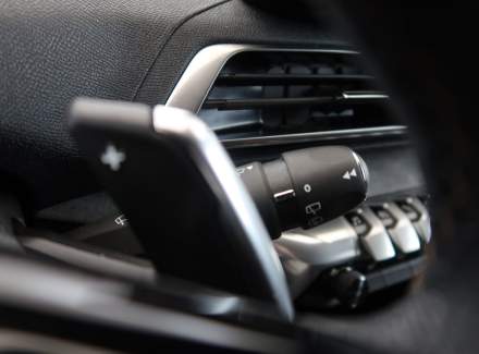 Peugeot - 3008