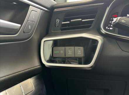Audi - A6