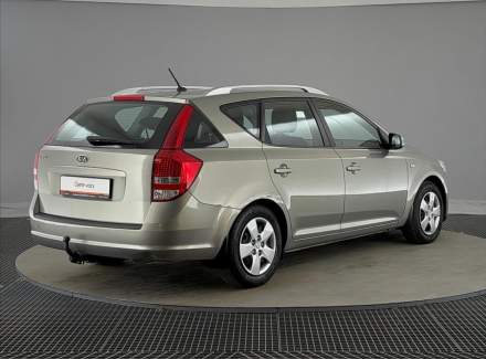 Kia - Cee'd