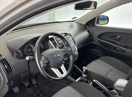 Kia - Cee'd