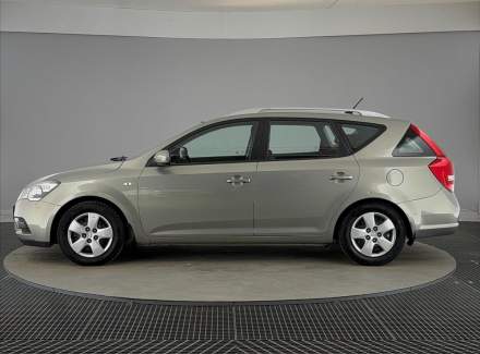 Kia - Cee'd