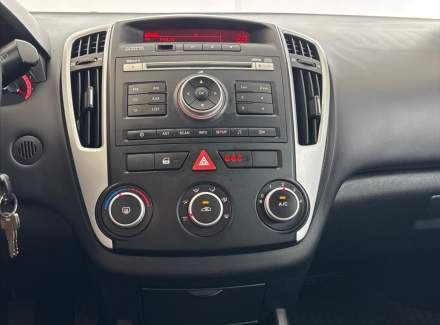 Kia - Cee'd