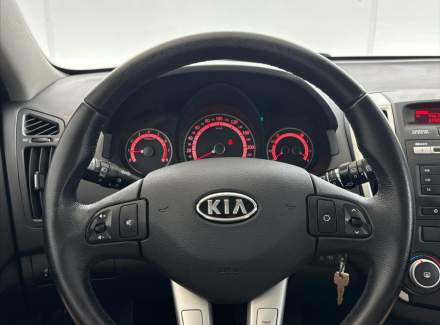 Kia - Cee'd