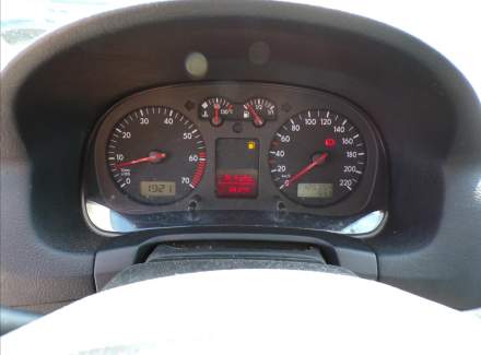 Volkswagen - Golf