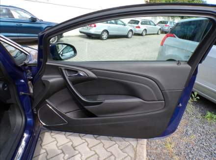 Opel - Astra