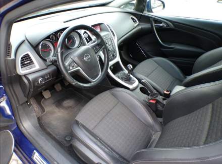 Opel - Astra