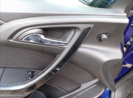 Opel - Astra
