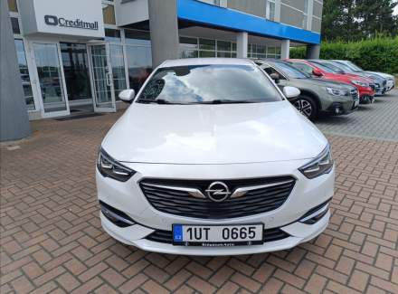 Opel - Insignia