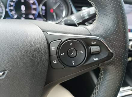 Opel - Insignia