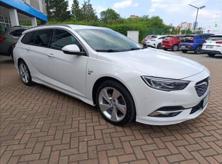 Opel - Insignia