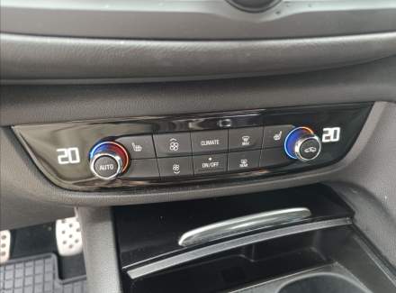 Opel - Insignia
