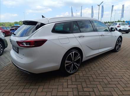 Opel - Insignia