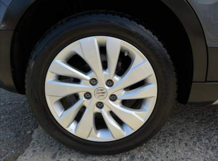Suzuki - SX4