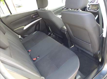 Suzuki - SX4