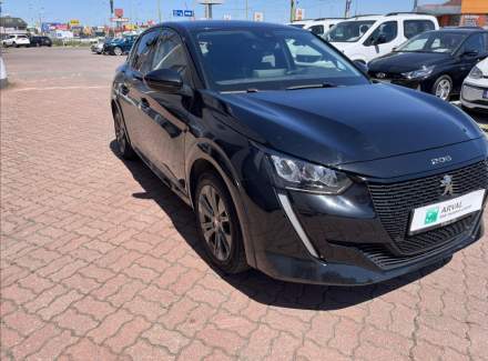 Peugeot - 208