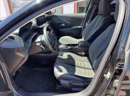 Peugeot - 208
