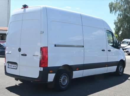 Mercedes-Benz - Sprinter