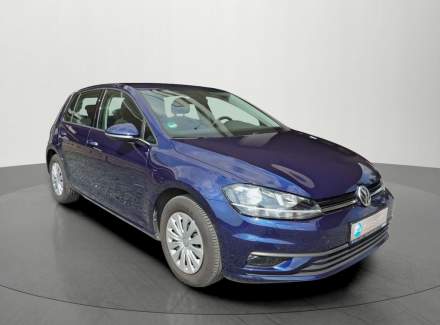 Volkswagen - Golf