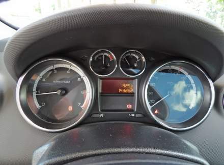Peugeot - 308