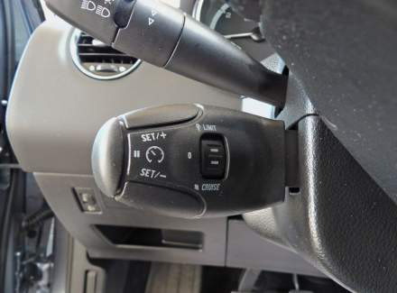 Peugeot - 308