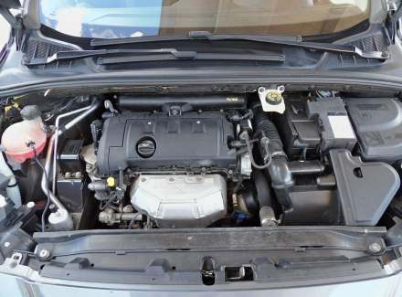 Peugeot - 308